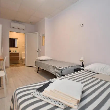 Guest house 7a